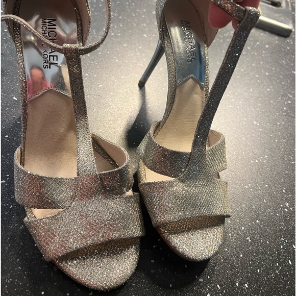 Michael Kors Glitter Heels - Picture 2 of 6